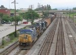 CSX SB freight about to meet a NB